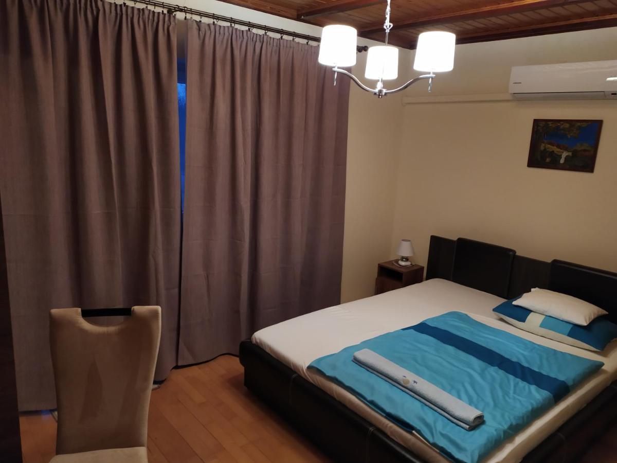 Szilvia Panzio Gyomaendrod B&B 외부 사진
