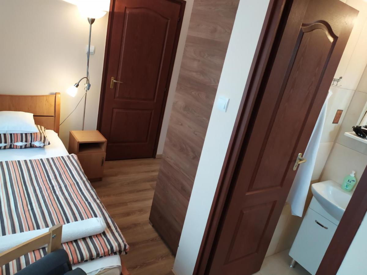 Szilvia Panzio Gyomaendrod B&B 외부 사진