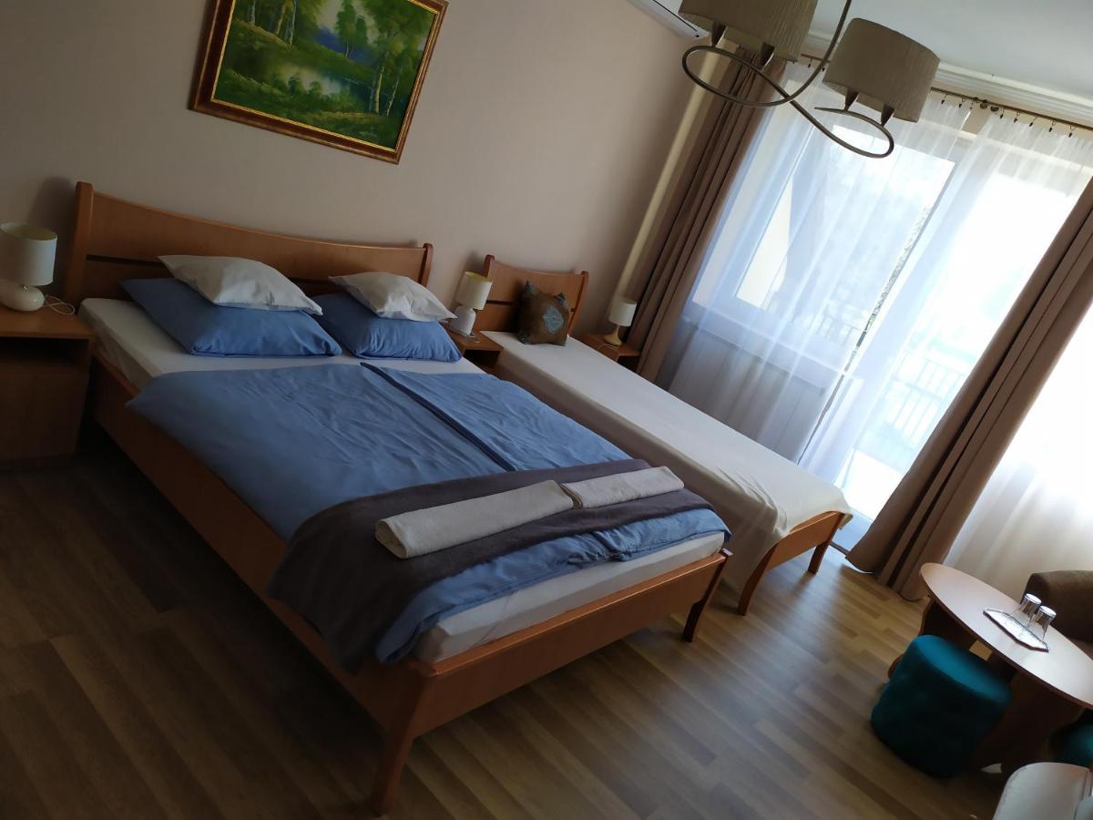 Szilvia Panzio Gyomaendrod B&B 외부 사진