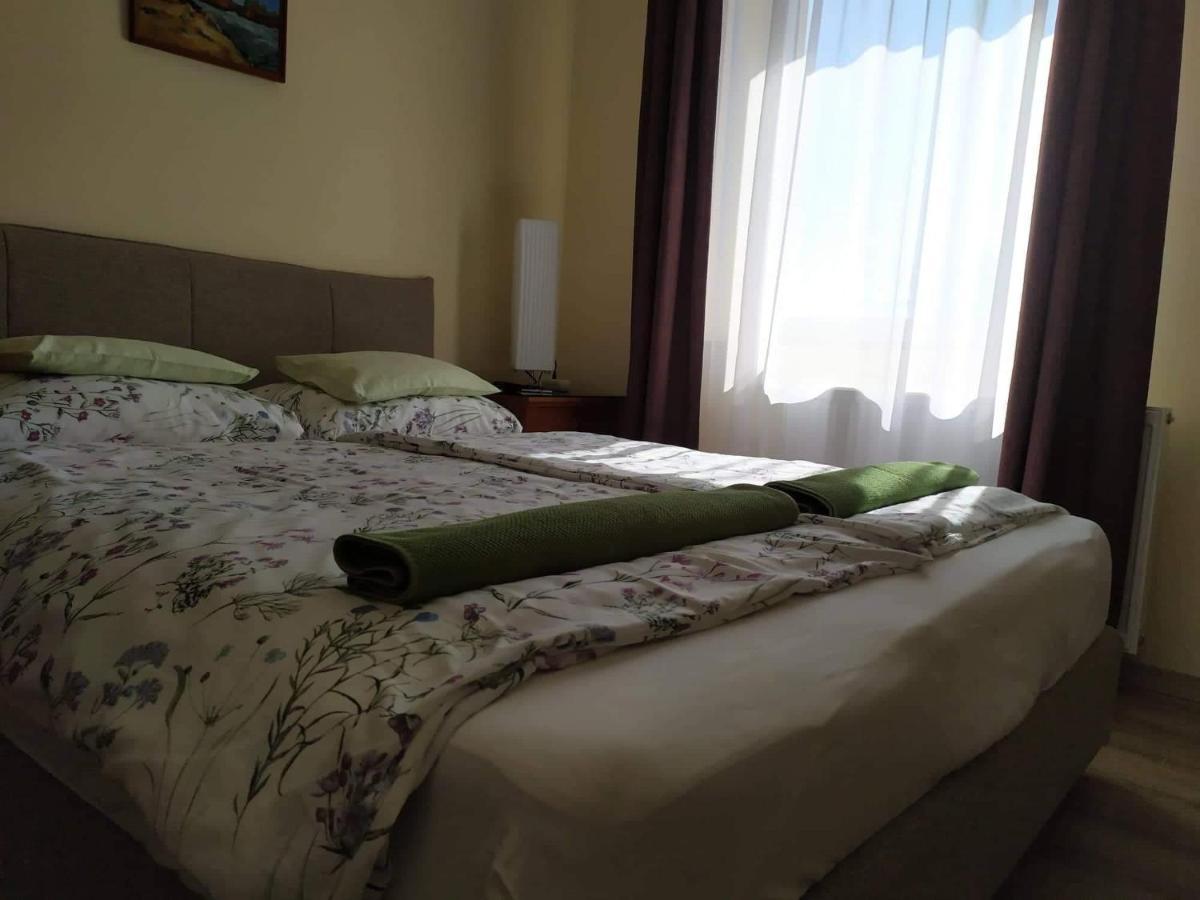 Szilvia Panzio Gyomaendrod B&B 외부 사진