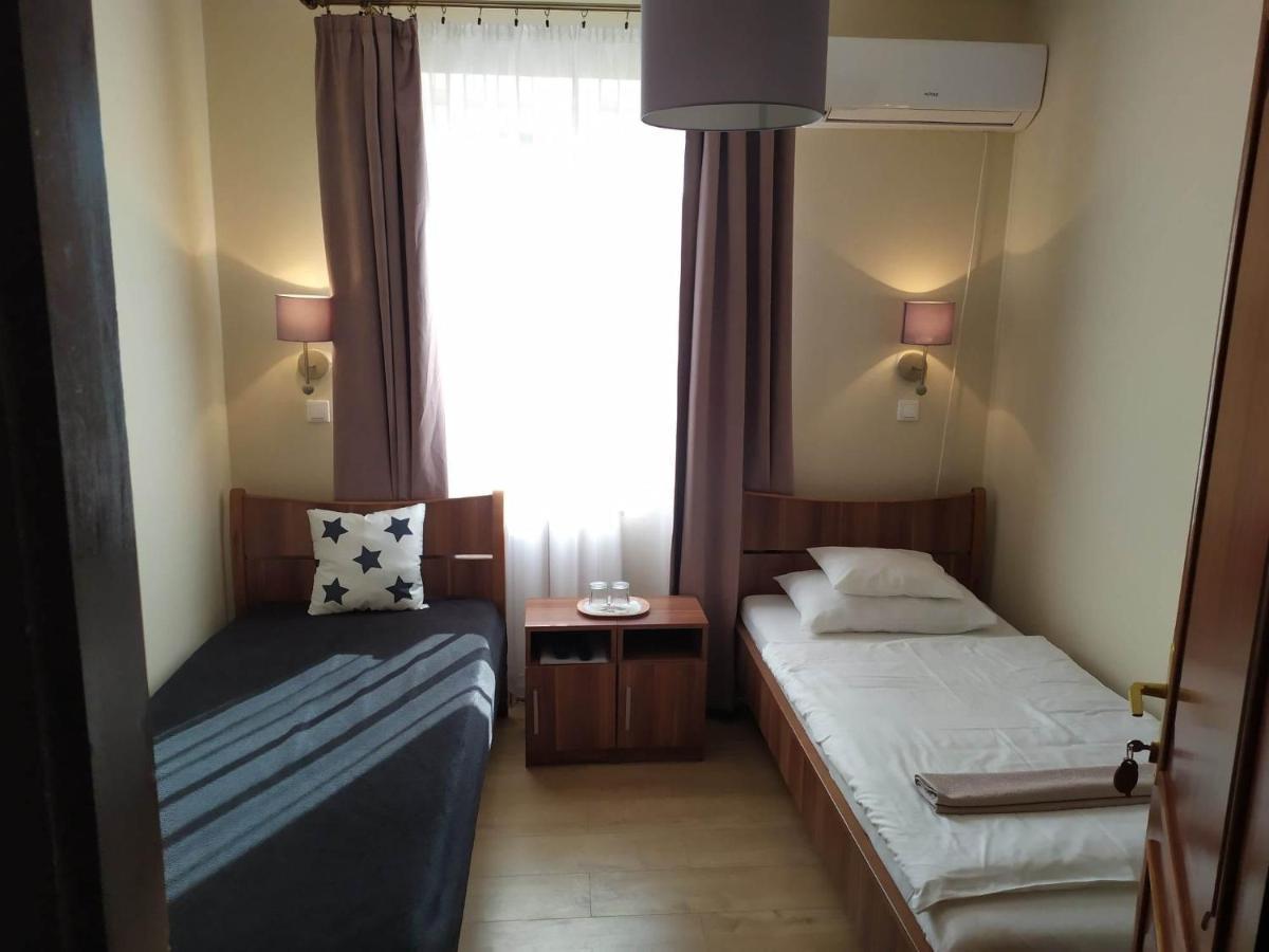 Szilvia Panzio Gyomaendrod B&B 외부 사진