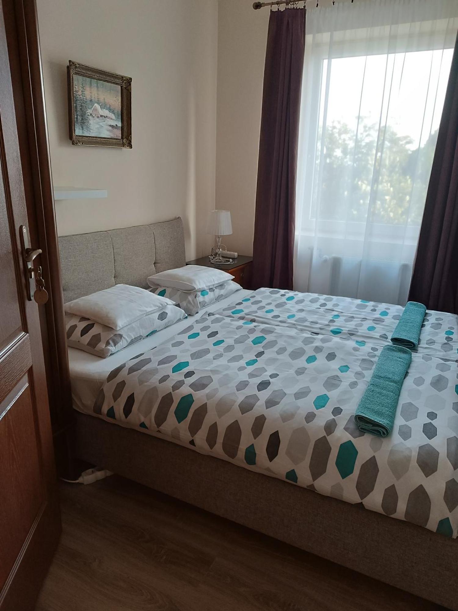 Szilvia Panzio Gyomaendrod B&B 외부 사진